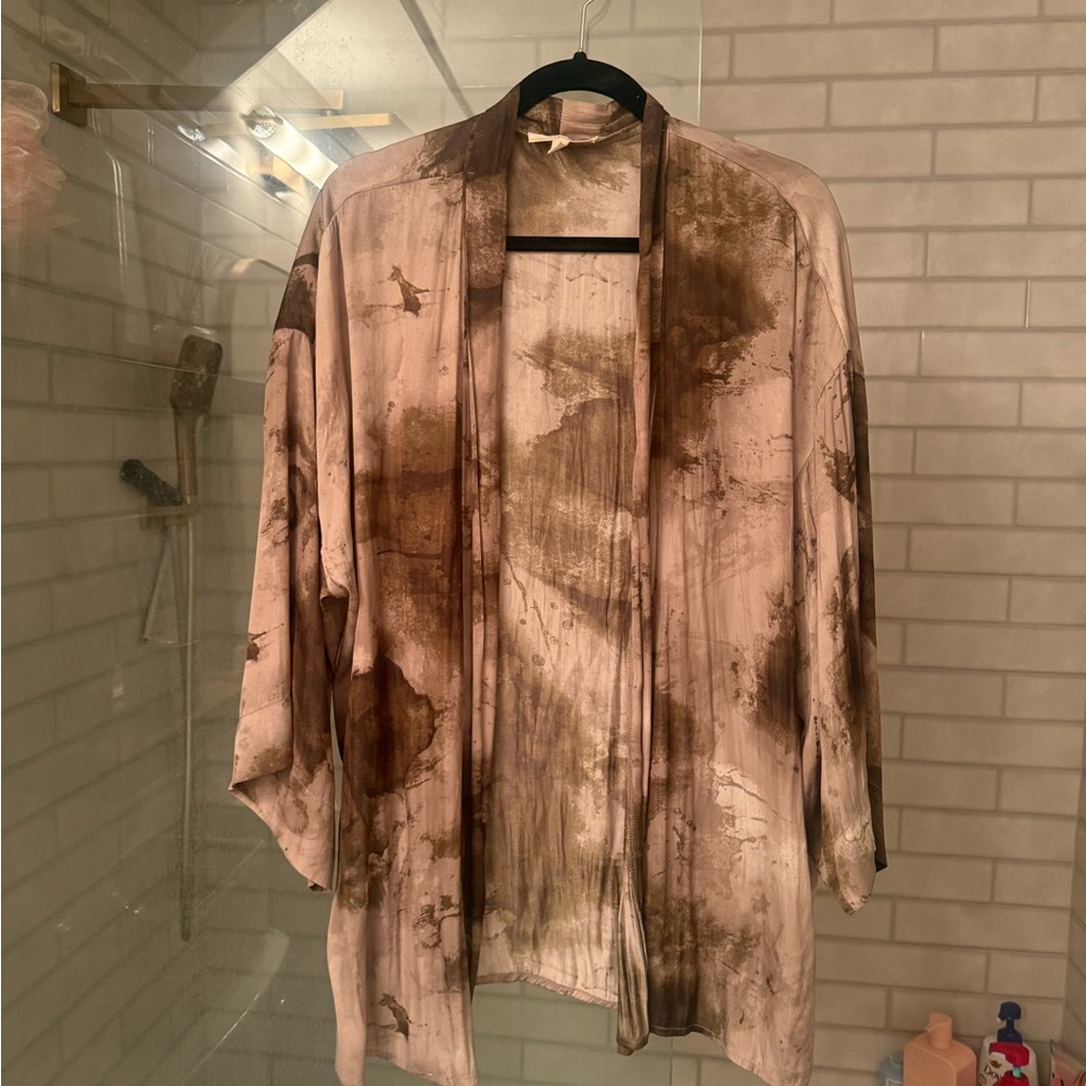 Grade & Gather neutral color kimono